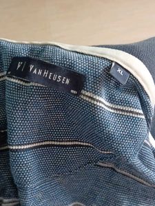 van heusen Men's Striped Polo Shirt