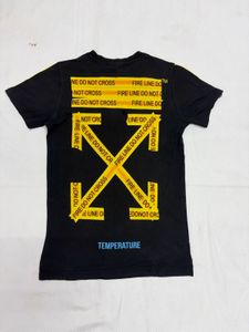 OFF WHITE T-Shirt