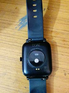 Boat smartwatch