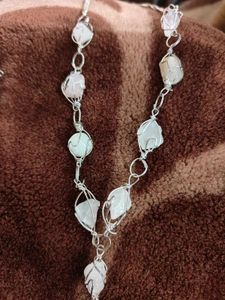 Quartz necklace with earrings