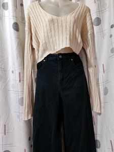 Cropped Knit Sweater - Trendy!