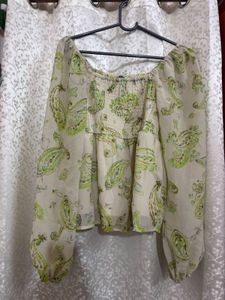 Chic Smocked Print Top with Puff Sleeves