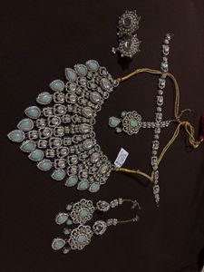 this is new jewellery never use . reason for sell