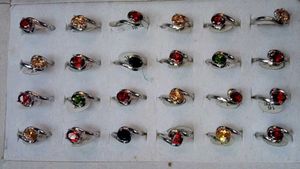 Elegant Silver Tone Fashion Ring