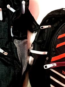 2 Stylish Black Bags 🖤 (Safari &amp; Svbbags,