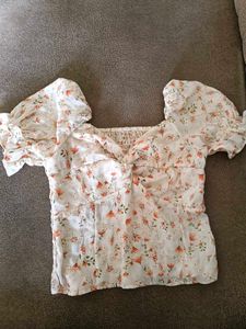 Floral Puff Sleeve Top
