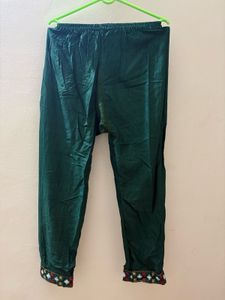 Embroidered Green Naira Cut Kurta Pant S