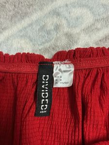 Off-Shoulder Puff Sleeve Red Crop Top(H&amp;M)