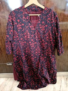 Elegant Maroon &amp; Navy Kurta Set