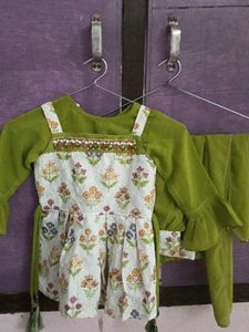 Beautiful Floral Print Top