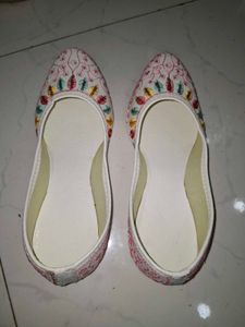Embroidered Juttis - Traditional Footwear