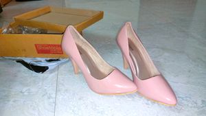 Shoetopia Women Pink Solid Pump (EURO 39)