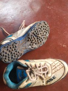 Used Athletic Shoes