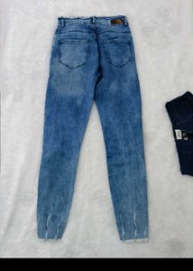 Distressed Blue Wash Jeans