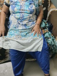 Elegant Blue &amp; White Kurta Set