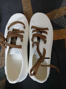 White Sneakers 35size
