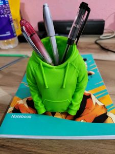 3D Printed Hoodies Pen Holder |