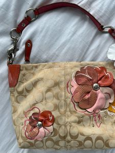 *RARE* Coach Floral Bleecker Carly Hobo Bag