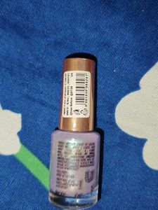 Lakme Ultimate Glam Nail Polish