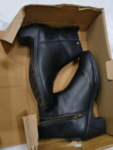 Stylish Black Ankle Boots