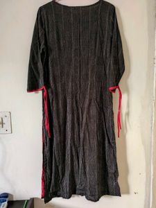 Stylish Grey Kurta with Magenta Accents
