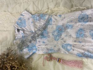 Modern cheongsam /qipao
