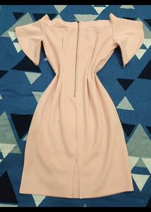 Elegant Pink Off-Shoulder Dress👀
