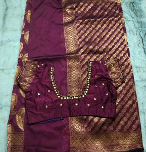 Elegant Purple Paisley Saree