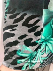 Velvet hip covering top