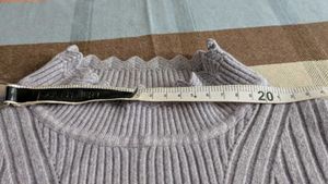 Ribbed Mock Neck Top