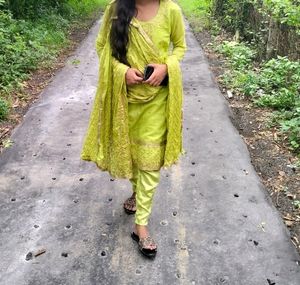 Suit Pant & Dupatta Set