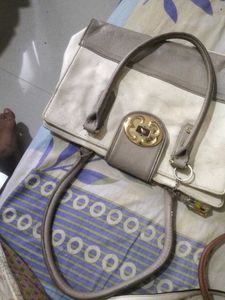 Stylish Two-Tone Handbag