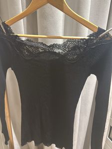 ZARA Elegant Black Lace Trim Top