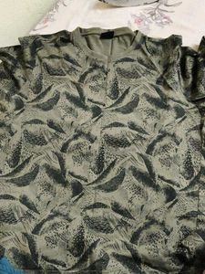 Casual round neck shirts for man