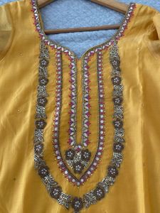 Elegant Yellow Embellished Kurta