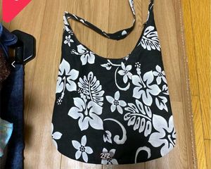 Hawaiian Floral Shoulder Bag