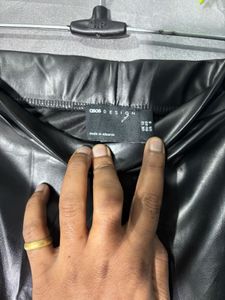 Chic Faux Leather Midi Skirt