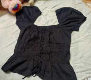 Chic Black Puff Sleeve Top