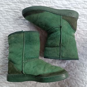 Auth Ugg fur top forest green suede boots