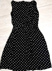 Stylish Black And White Streachable One Piece