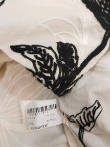 Embroidered Floral ZARA Shirt (38-40)