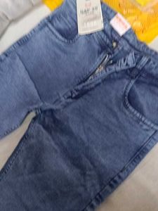 Men's jeans for casual wear