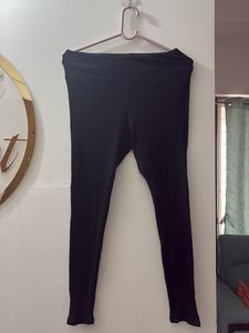 Black Ribbed Leggings