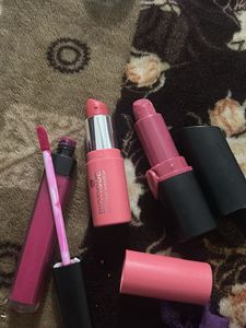 3 Pink Lipsticks and Lip Gloss Set