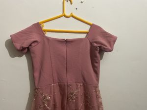 Elegant Pink Midi Dress