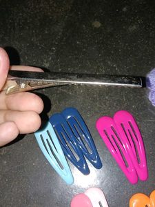 Assorted Hair Clips &amp; Barrettes Set