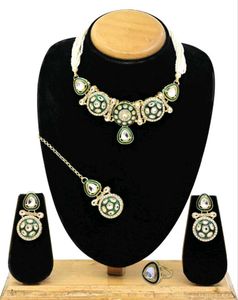 Elegant Green Kundan Necklace Set