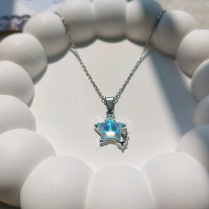 Cute Star Pendant Necklace