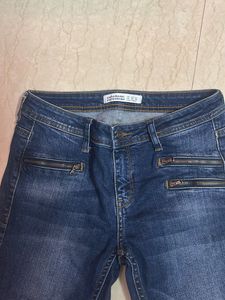 ZARA Zipper Detail Blue Denim Jeans