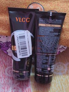 VLCC Charcoal Peel Off Mask (2 Tubes)